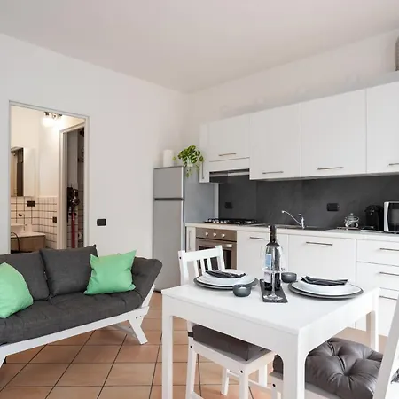 With Balcony And Private Parking Lejlighed
